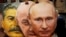 Máscaras con los rostros de Vladimir Putin (der.), Yevgeny Prigozhin (centro) y Josef Stalin, a la venta en una tienda de souvenirs en San Petersburgo, Rusia. (AP/Dmitri Lovetsky)