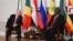 El presidente de Rusia, Vladimir Putin, y el presidente de Sudáfrica, Cyril Ramaphosa, en San Petersburgo, el 17 de junio de 2023. (Ramil Sitdikov/Photo host Agency RIA Novosti via AP, File)