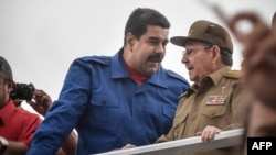 Nicolás Maduro y Raúl Castro en La Habana.