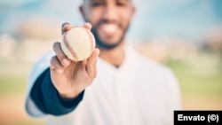 Lo mejor del béisbol de las Grandes Ligas en AL DURO Y SIN GUANTES.