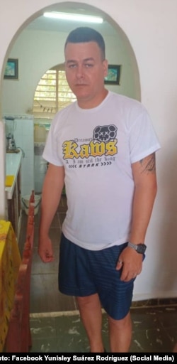 Enfermero cubano Aroni Yanko García Valdés tras salir de la cárcel