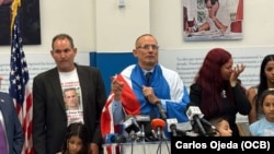 José Daniel Ferrer en sus primeras declaraciones a su llegada al exilio. 