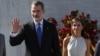 El Rey Felipe VI y la Reina Letizia en una ceremonia en la plaza cívica José Martí, en La Habana. 